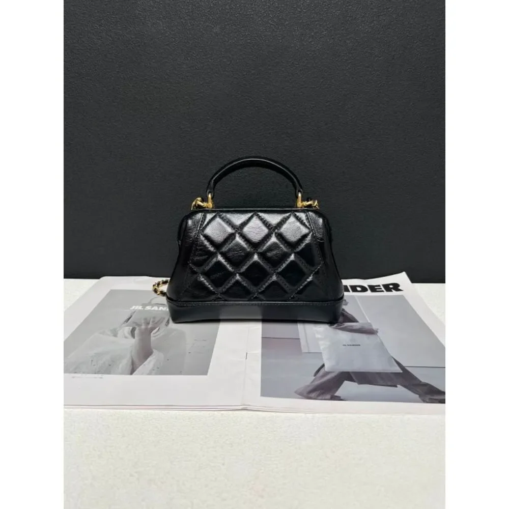 Chanel Women Pre-Loved Bag Very Good Condition
